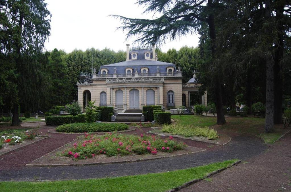 Sant Bernat Pensión Olot